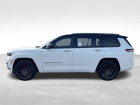Used 2025 Jeep Grand Cherokee L Summit AWD/4WD image 5