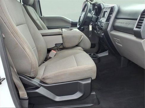 Used 2019 Ford F250 XLT image 23