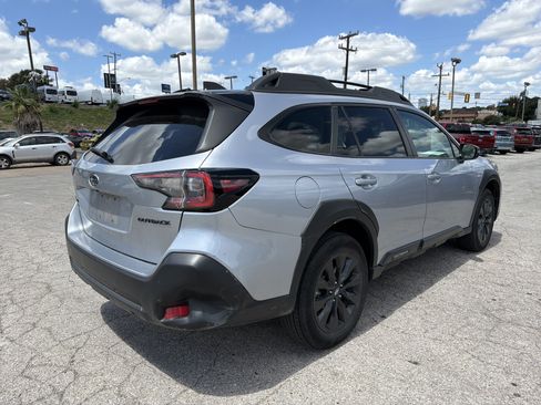 Certified 2024 Subaru Outback Onyx Edition AWD/4WD image 3