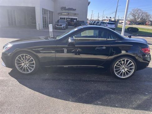 Used 2020 Mercedes-Benz SLC 300 image 7