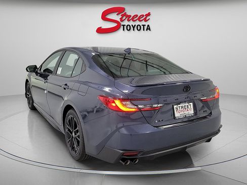 New 2026 Toyota Camry SE w/ Convenience Package FWD image 2