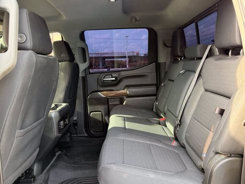 Used 2020 Chevrolet Silverado 1500 LT Trail Boss AWD/4WD image 11