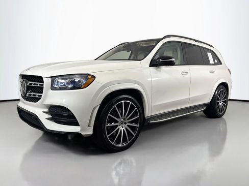 Used 2021 Mercedes-Benz GLS 580 4MATIC image 46