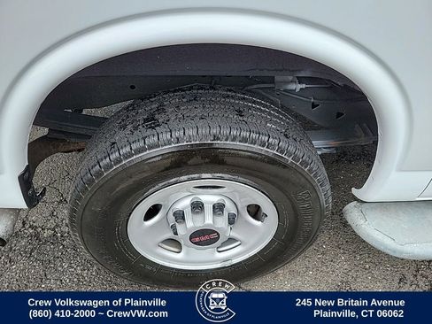 Used 2023 GMC Savana 2500 w/ Driver Convenience Package image 19