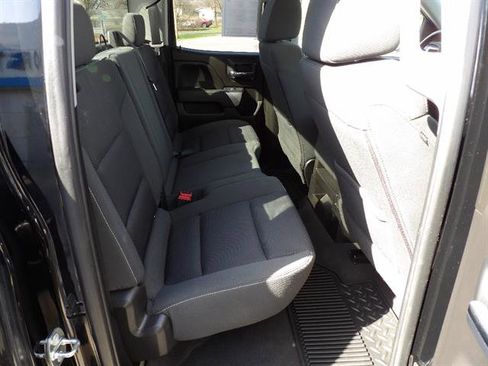 Used 2019 Chevrolet Silverado 1500 LT w/ All Star Edition image 28