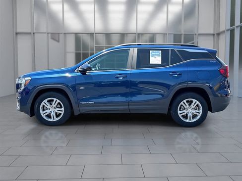 Used 2022 GMC Terrain SLE w/ Driver Convenience Package AWD/4WD image 6