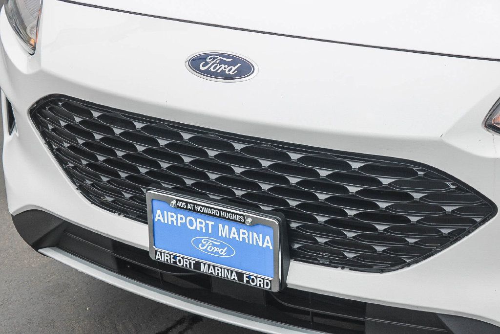 Used 2022 Ford Escape SE AWD/4WD image 13