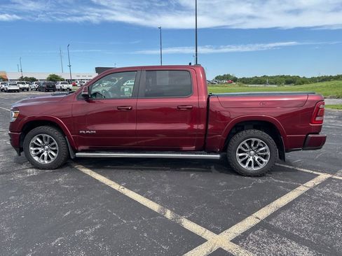 Used 2022 RAM 1500 Laramie AWD/4WD image 8