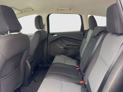 Used 2019 Ford Escape SE image 37