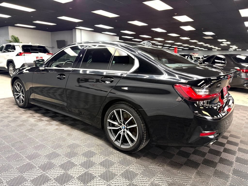 Used 2021 BMW 330i xDrive Sedan w/ Convenience Package AWD/4WD image 9