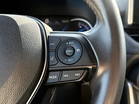 Used 2019 Toyota RAV4 XSE AWD/4WD image 28