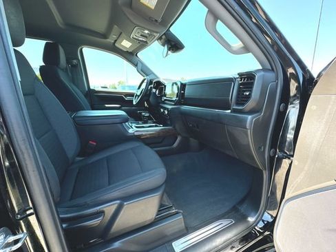 Used 2023 GMC Sierra 1500 Elevation w/ Preferred Package AWD/4WD image 29