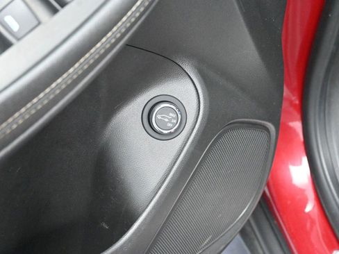 Used 2020 Buick Encore GX Preferred w/ Cold Weather Comfort Package image 14