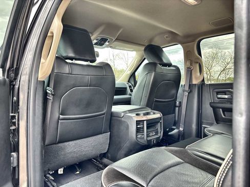 Used 2019 RAM 2500 Laramie image 18