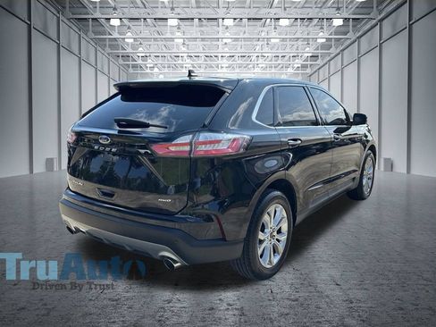 Used 2024 Ford Edge Titanium AWD/4WD image 8