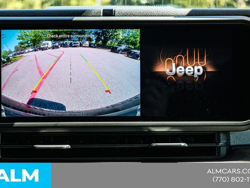 Used 2024 Jeep Wrangler Unlimited Sport AWD/4WD image 28