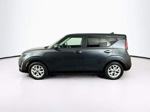 Used 2025 Kia Soul LX w/ LX Technology Package FWD image 4