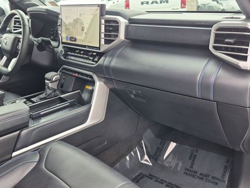 Used 2023 Toyota Tundra Platinum AWD/4WD image 11