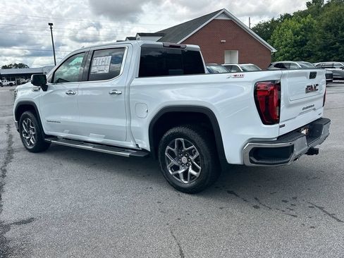 New 2026 GMC Sierra 1500 SLT w/ SLT Premium Plus Package AWD/4WD image 8