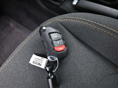 Used 2025 Jeep Wrangler Sport AWD/4WD image 20