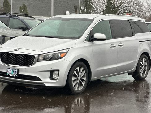 Used 2018 Kia Sedona SX image 8