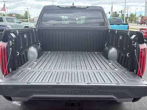 Used 2024 Toyota Tundra Limited AWD/4WD image 23