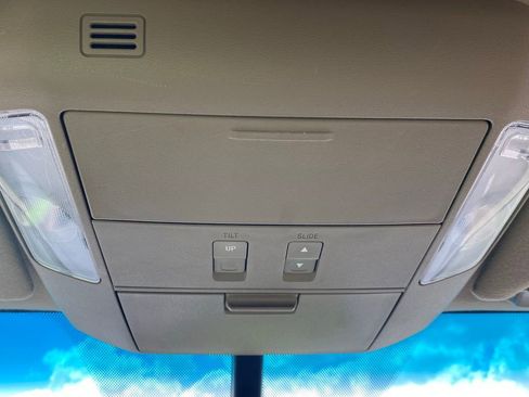 Used 2015 Toyota Sequoia Platinum RWD image 27