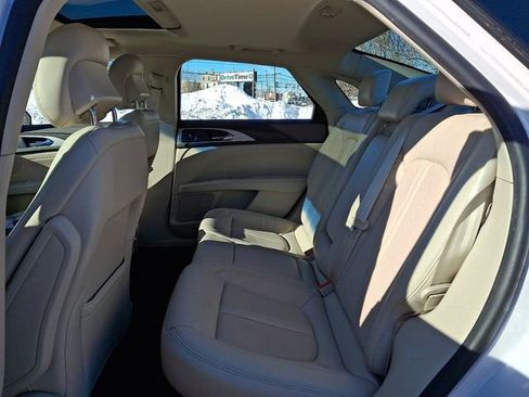 Used 2019 Lincoln MKZ Reserve image 11