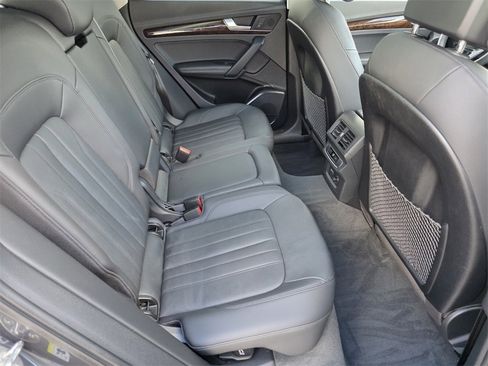 Used 2020 Audi Q5 2.0T Premium Plus image 30