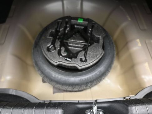 Used 2024 Hyundai Elantra SEL FWD image 14