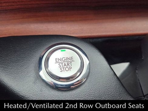 Used 2023 Lincoln Aviator Reserve w/ Equipment Group 201A RWD image 25