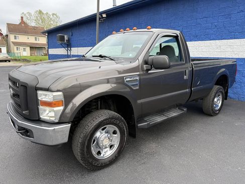 Used 2008 Ford F350 4x4 Regular Cab Super Duty image 5