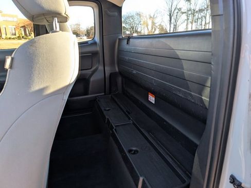 Used 2018 Toyota Tacoma SR5 image 13