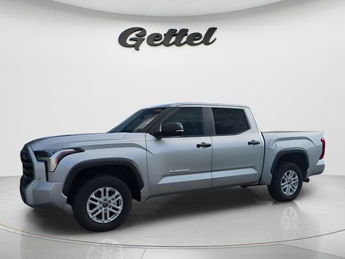 Used 2024 Toyota Tundra SR5 w/ SR5 Convenience Package AWD/4WD image 16