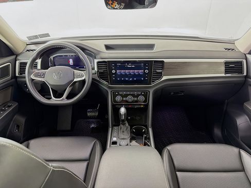 Used 2022 Volkswagen Atlas SE image 24