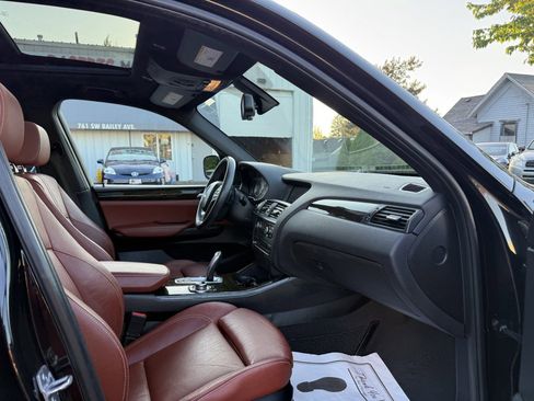 Used 2013 BMW X3 xDrive28i AWD/4WD image 18