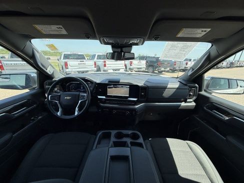 Used 2025 Chevrolet Silverado 1500 LT RWD image 32