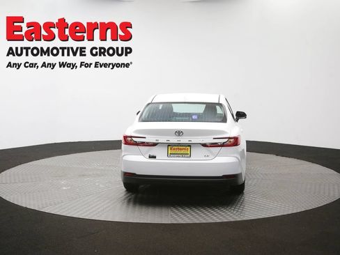 Used 2025 Toyota Camry LE FWD image 37