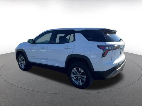 Used 2025 Chevrolet Equinox LT image 10