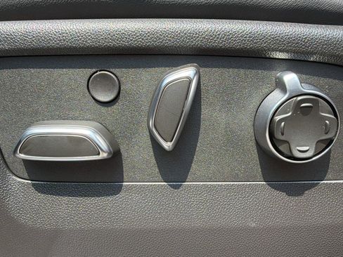 Used 2025 GMC Sierra 1500 AT4X AWD/4WD image 15