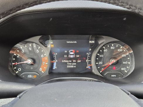 Used 2024 Jeep Compass Latitude AWD/4WD image 23
