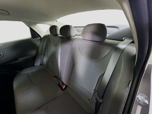 Used 2025 Kia K4 FWD image 23