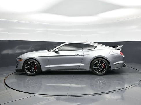 Used 2020 Ford Mustang Coupe RWD image 21