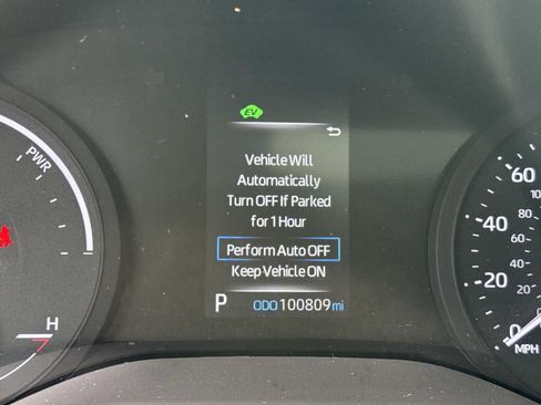 Used 2023 Toyota Sienna XLE Woodland Edition AWD/4WD image 28