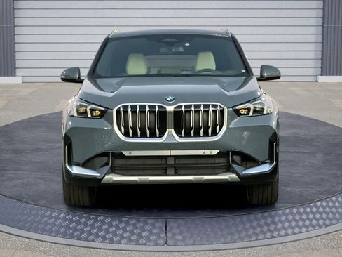 New 2026 BMW X1 xDrive28i w/ Convenience Package image 2