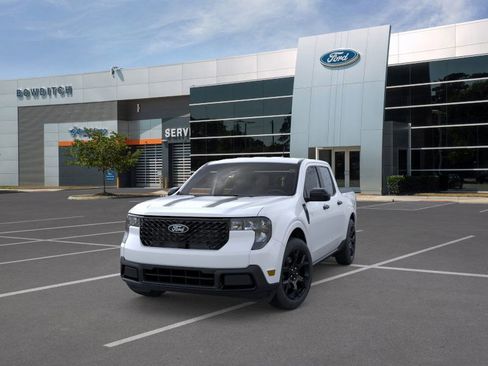 New 2025 Ford Maverick XLT w/ Black Appearance Package image 2