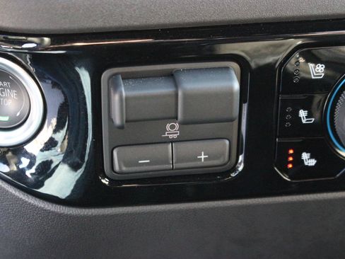 Used 2024 Chevrolet Silverado 1500 ZR2 w/ ZR2 Bison Edition AWD/4WD image 34