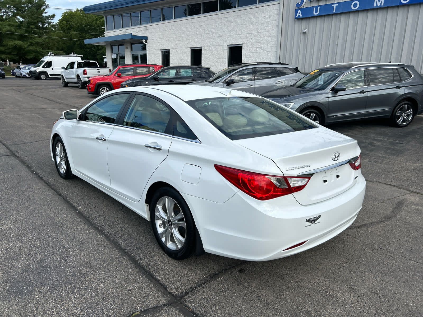 Used 2013 Hyundai Sonata Limited FWD image 5