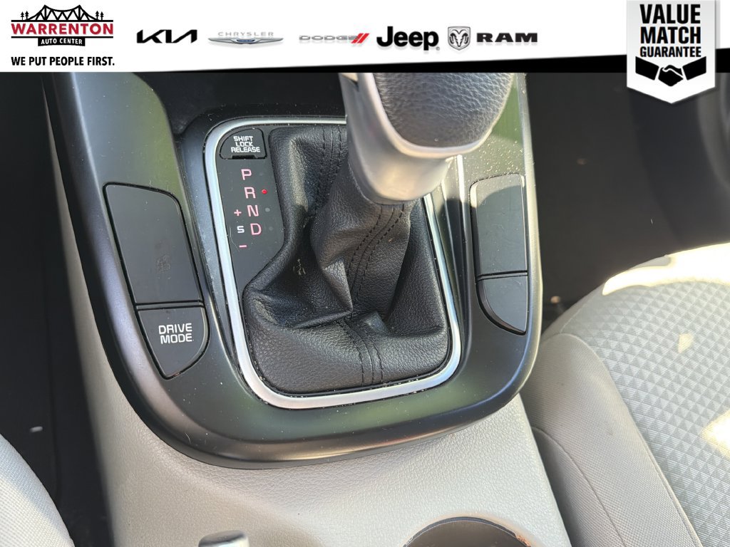 Used 2022 Kia Soul LX FWD image 25