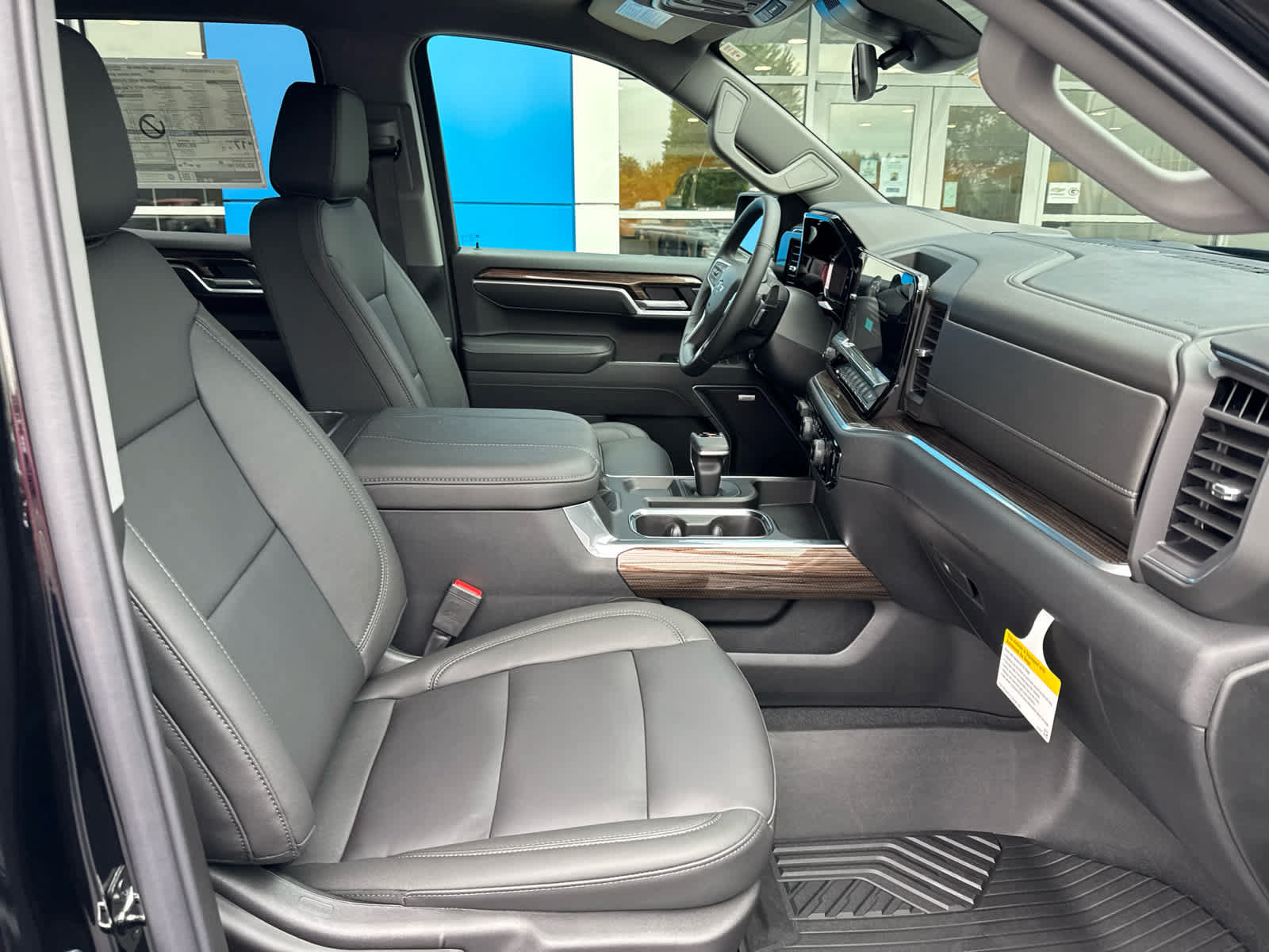 New 2026 Chevrolet Silverado 1500 RST w/ RST All Star Premium Package AWD/4WD image 5